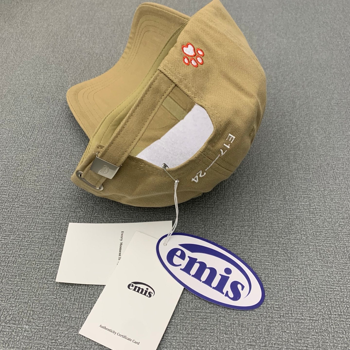 M1P45A569 Popular  hats