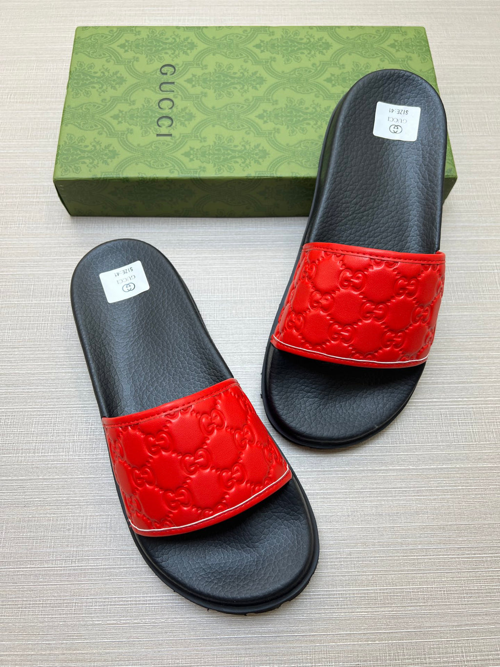 Z5X76B5  Popular slippers