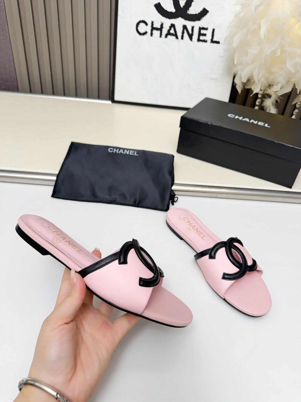ZPX76C6  Popular high-quality leather slippers