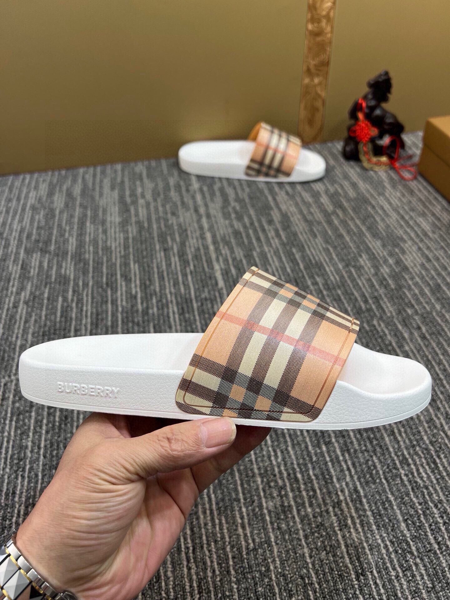 Z5Z35R260 Popular Slippers