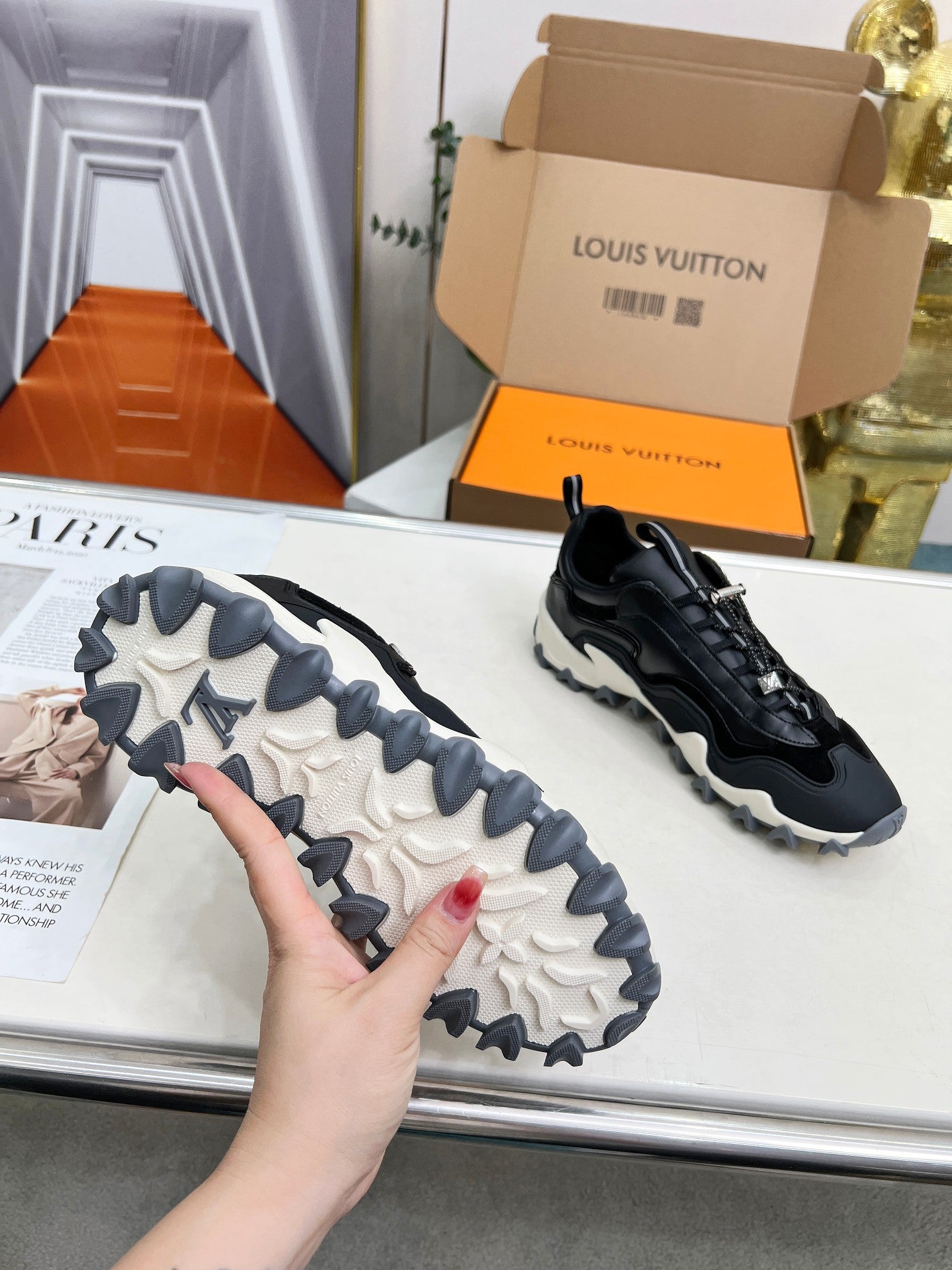 Z2Q105E285 Popular high-quality Shoes