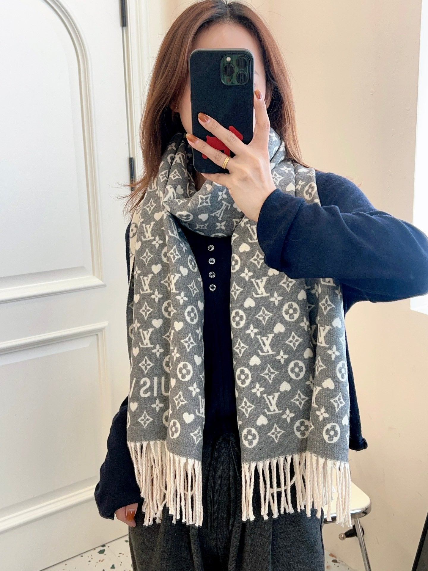 W1R86E31 Popular Winter Scarves