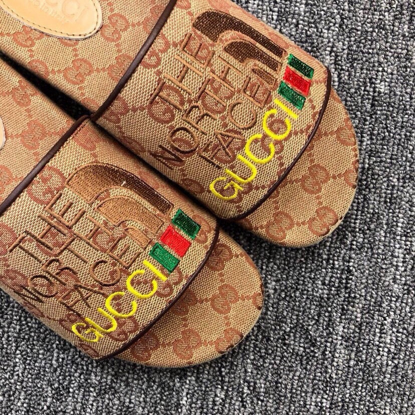 Z5R76B4 Popular Slippers