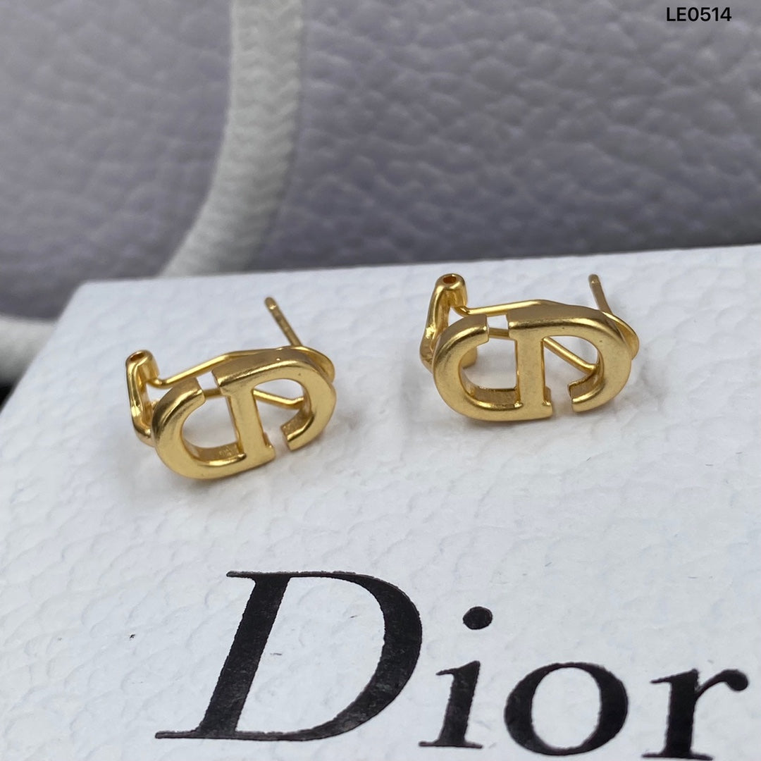 X1Y93D203E Popular   Earrings