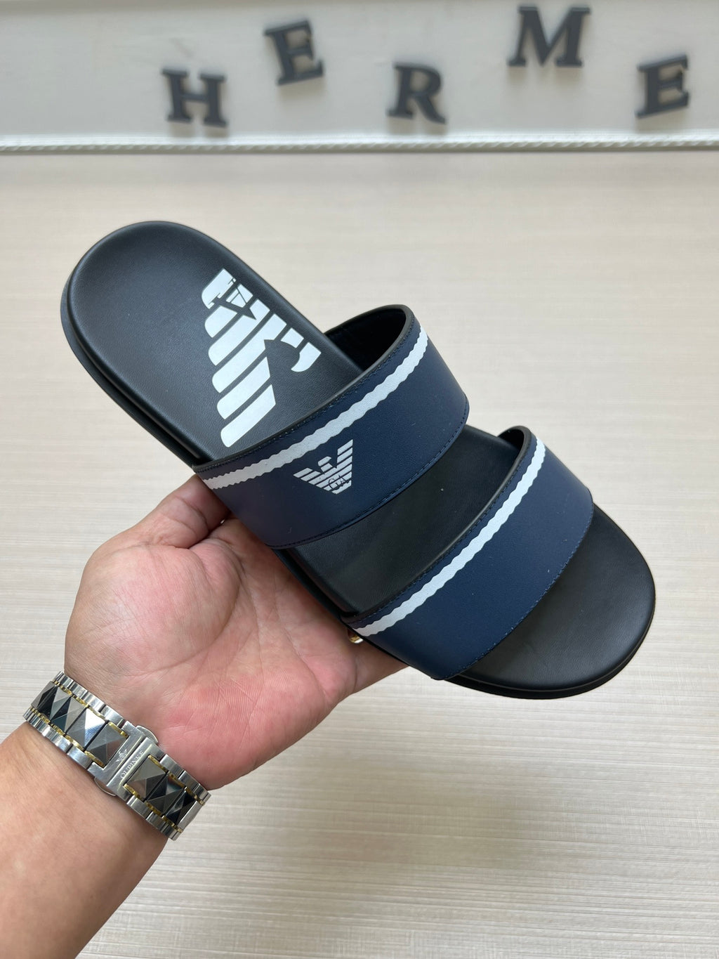 Z5ZA104 Popular slippers