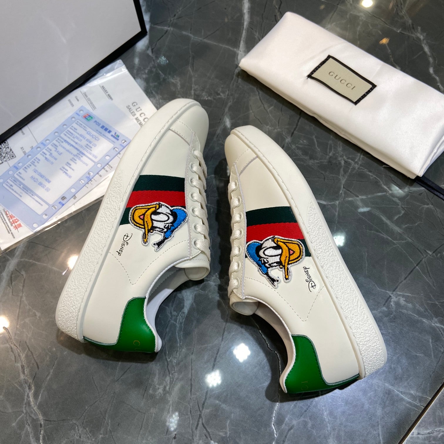 Z2Q105B190 Popular high-quality Shoes