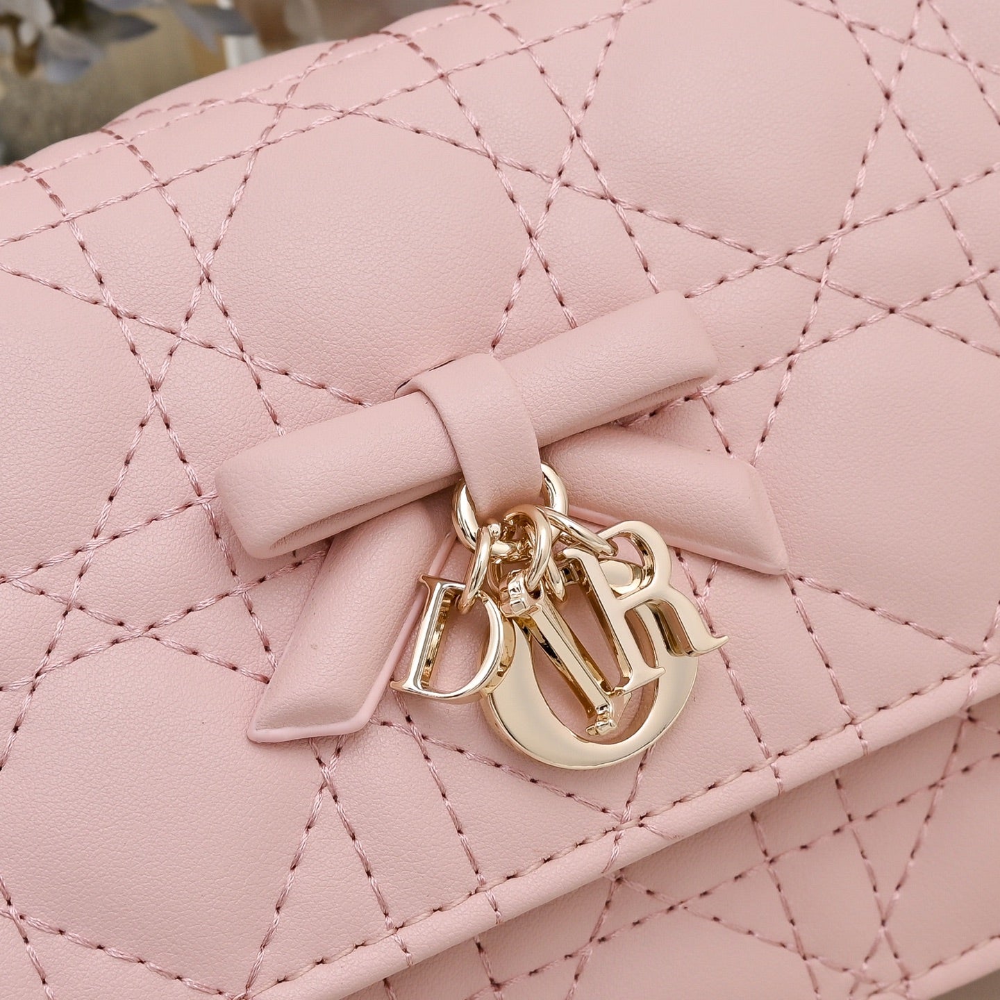 B1N36D26 Popular leather bag