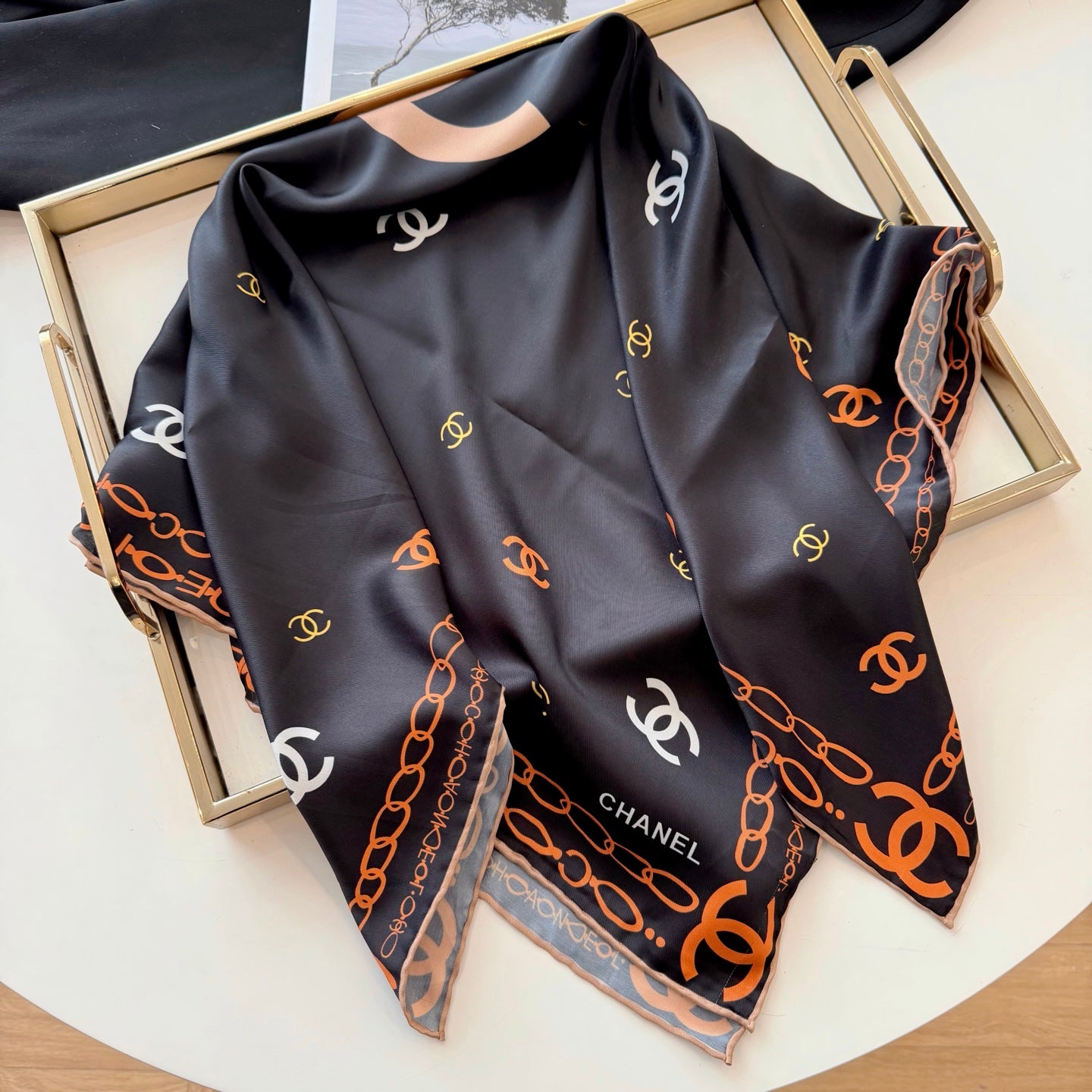 W1N4610 Popular Silk Scarve