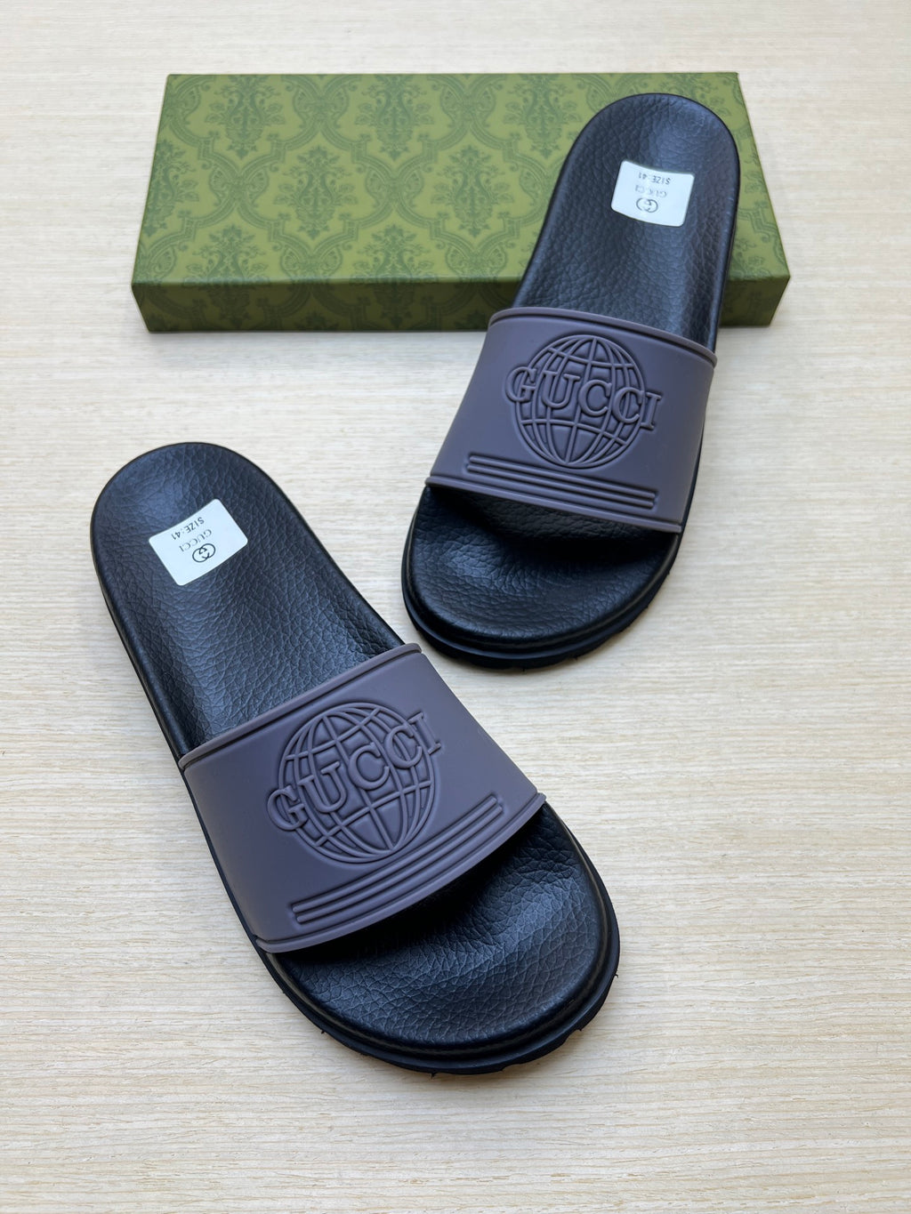 Z5R66B23 Popular  Slippers