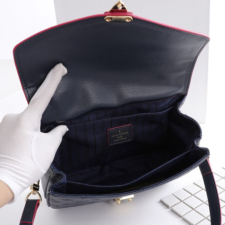 B1X41E92 Popular leather bag 