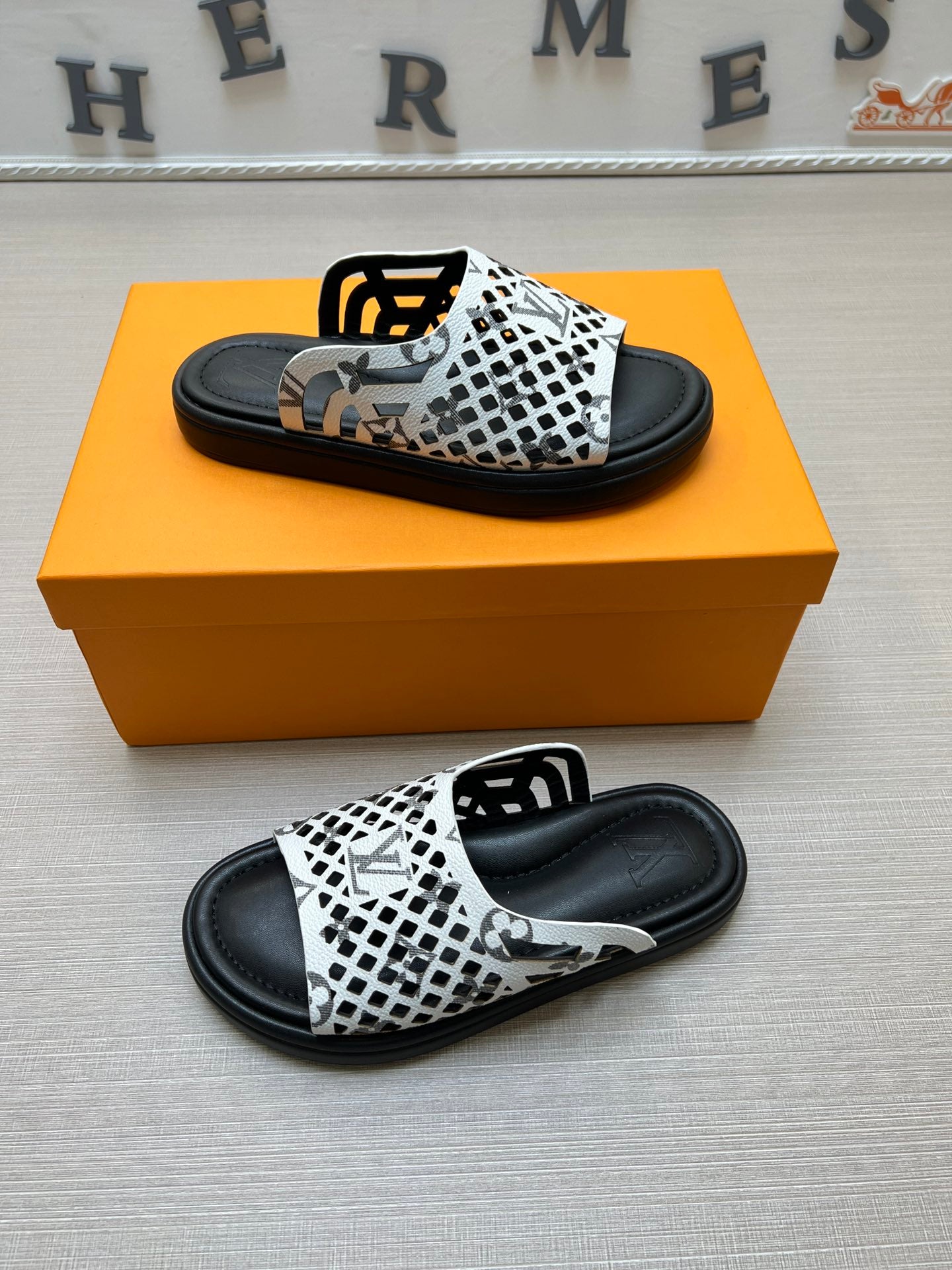 Z5ZE83 Popular slippers