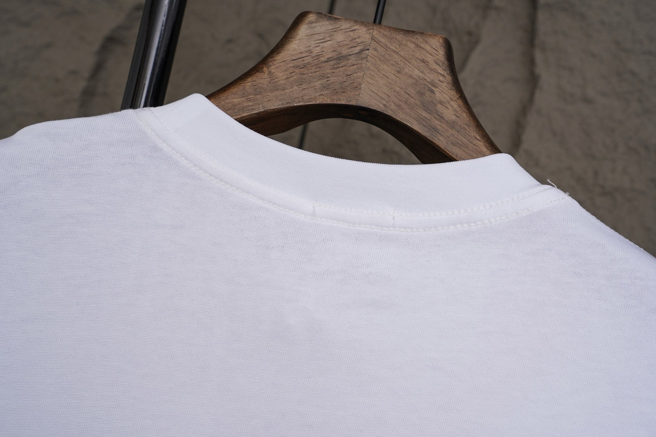 U1R76D16 Popular T-shirts