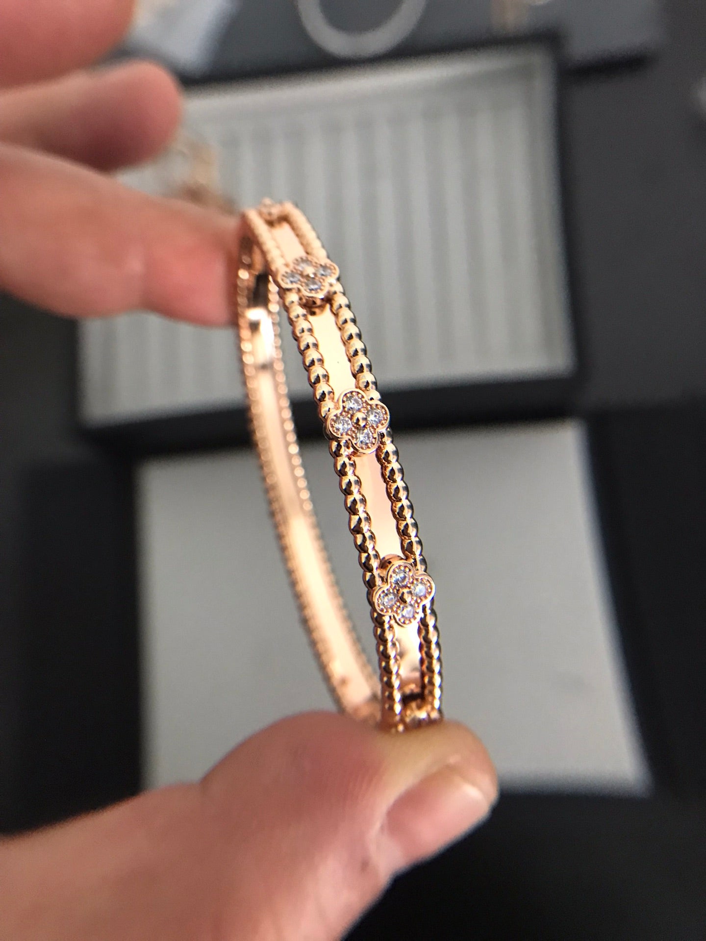 X5Q85VC81K  Popular Bracelets