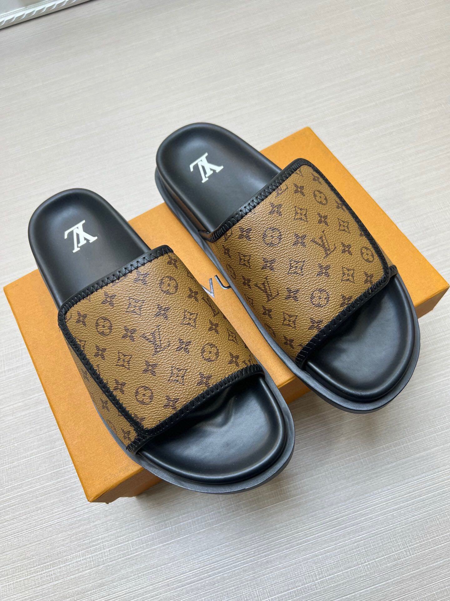 Z5WE246 Popular Slippers