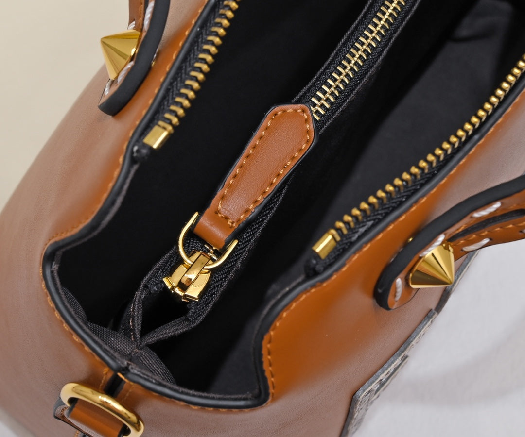 B1W35F110 Popular   leather bag