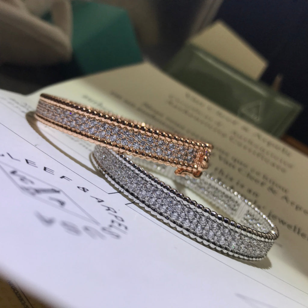 X5Q85VC71K  Popular Bracelets