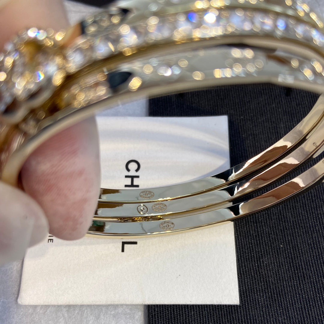 X1Q85C9K  Popular Bracelets