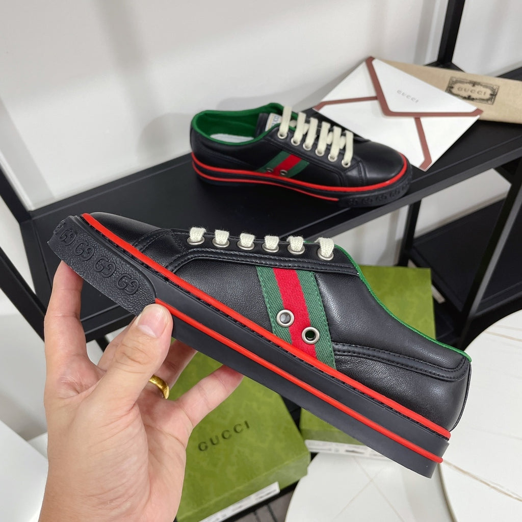 Z2Q105B214 Popular high-quality Shoes