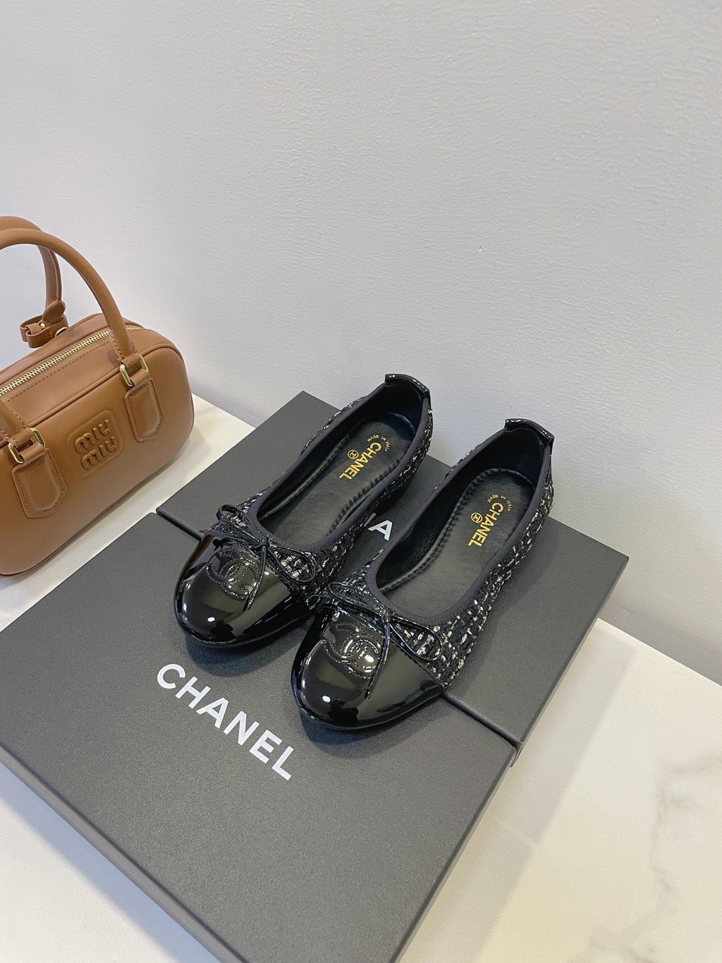 Z2Q95C106 Popular high-quality  shoes