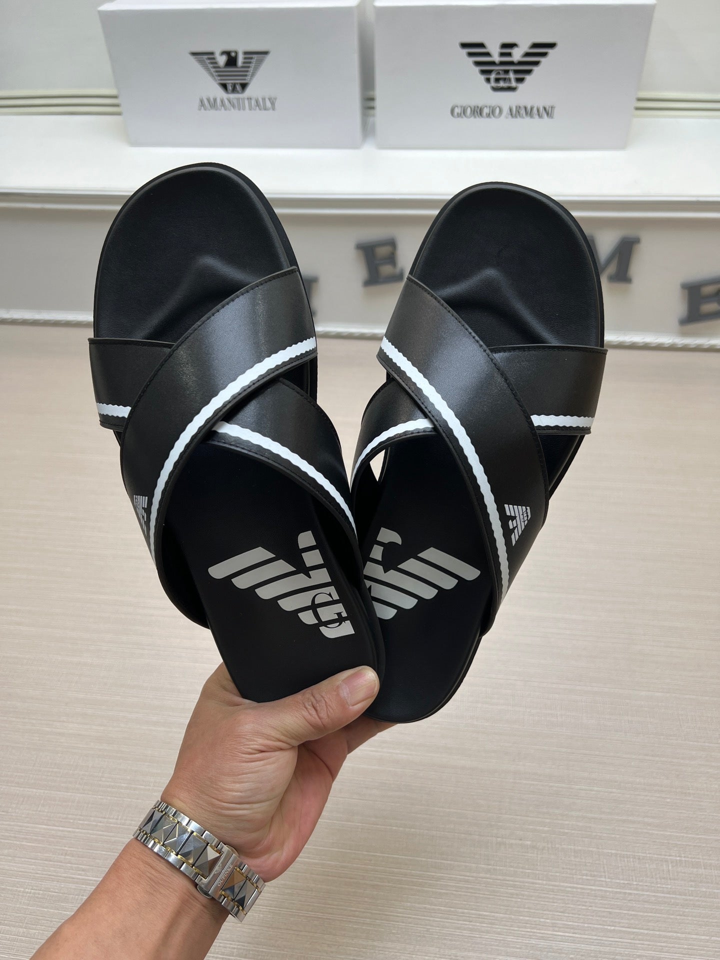 Z5ZA102 Popular slippers