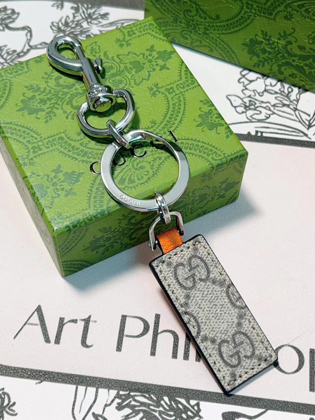 A1Z105B12 Popular bag 's charms accessories