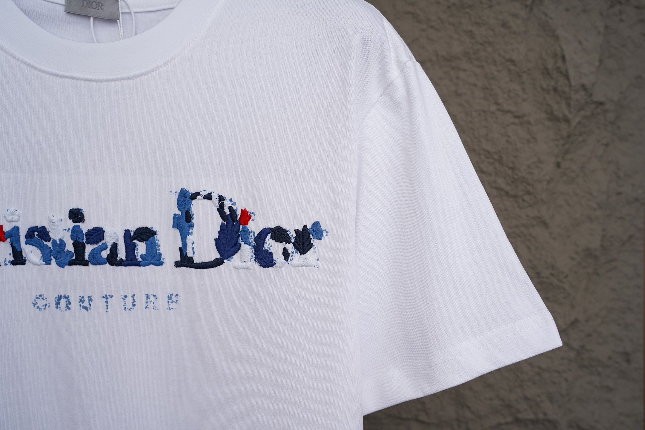 U1R76D16 Popular T-shirts