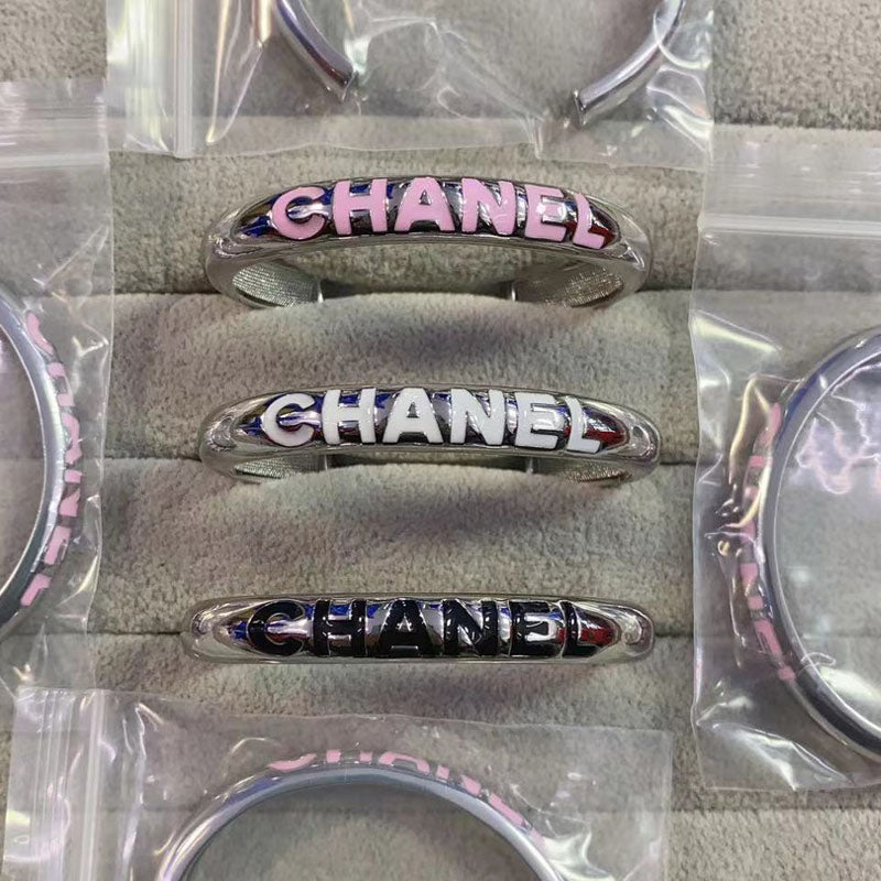 X1Q85C34K  Popular Bracelets