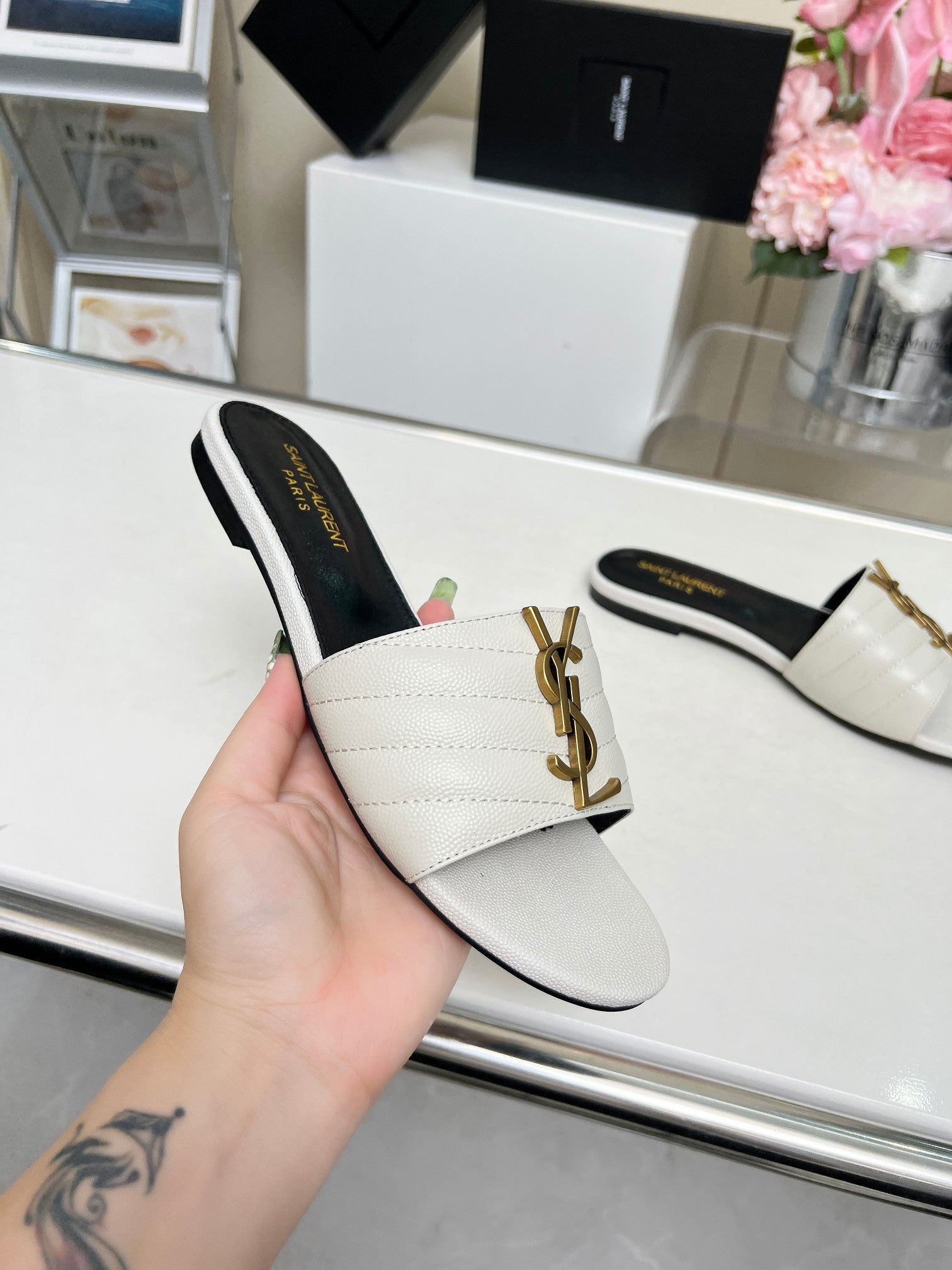 Z2Z85SL33  Popular leather  Shoes
