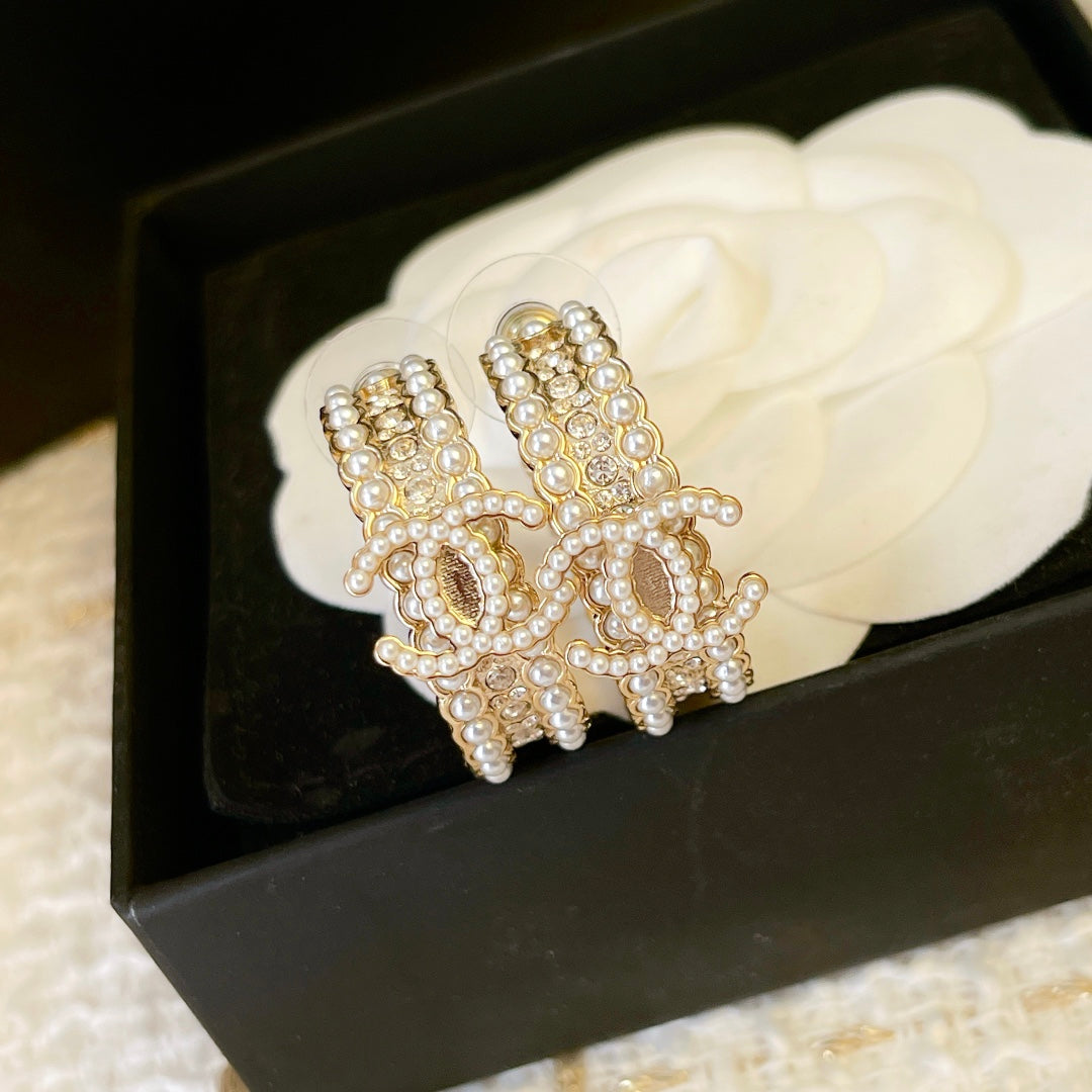 X1Z95C70E Popular Earrings