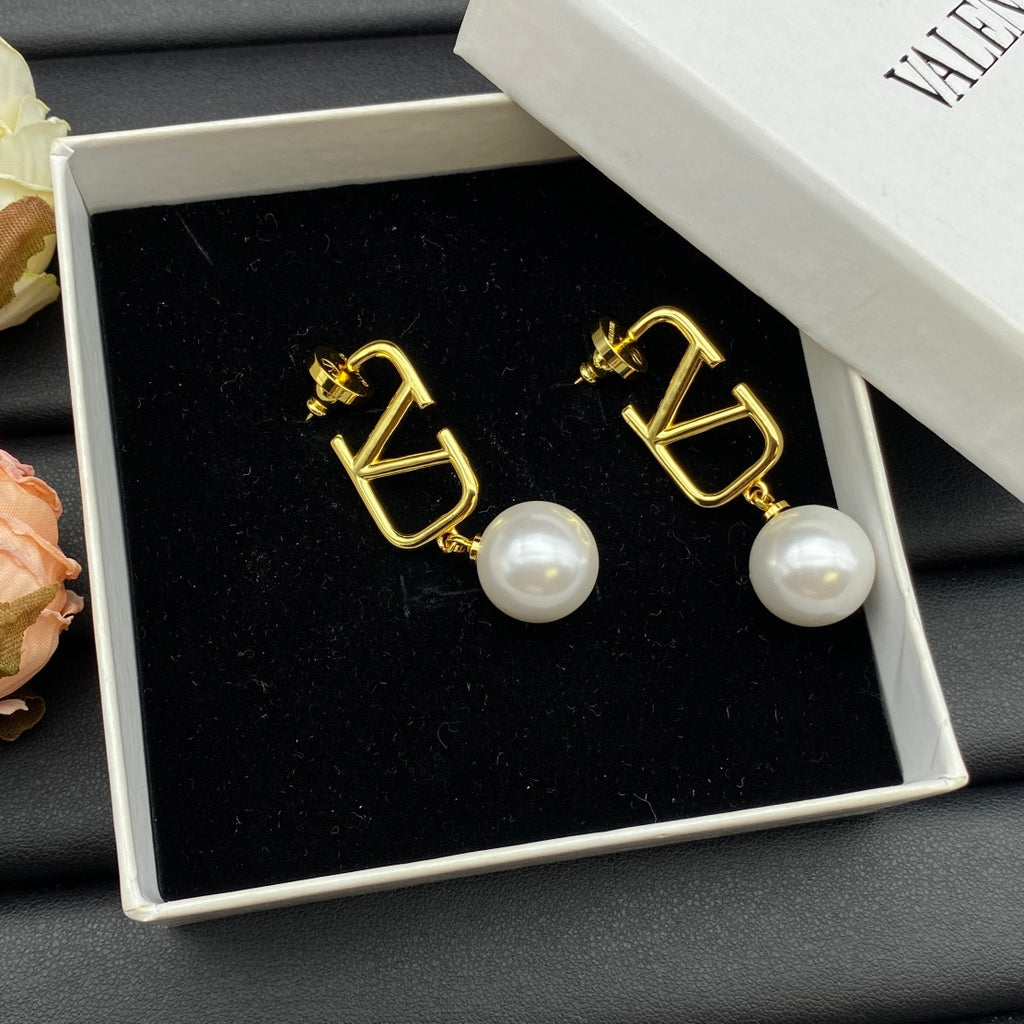 X1Z94VL712E Popular Earrings
