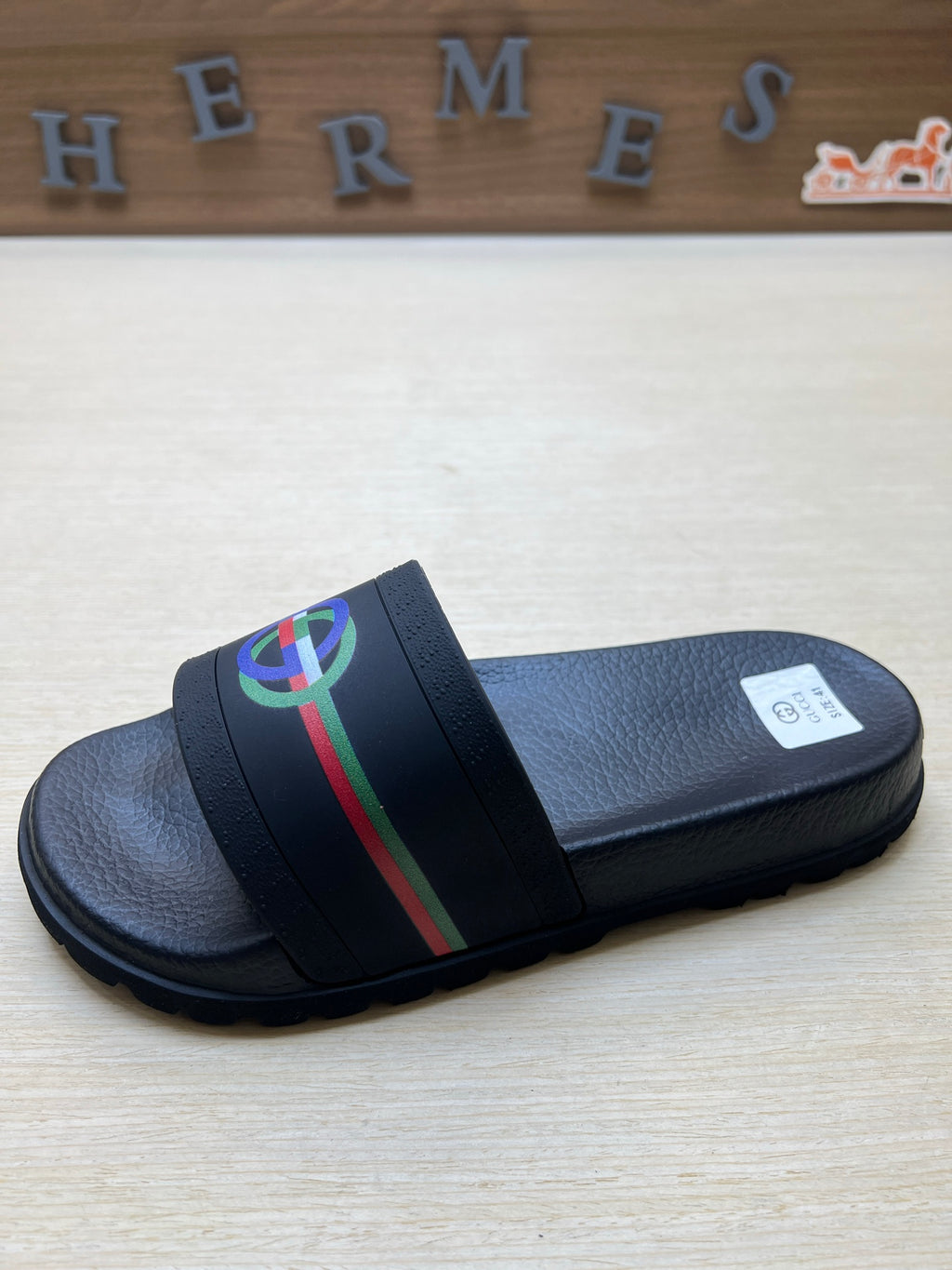 Z5R66B25 Popular Slippers