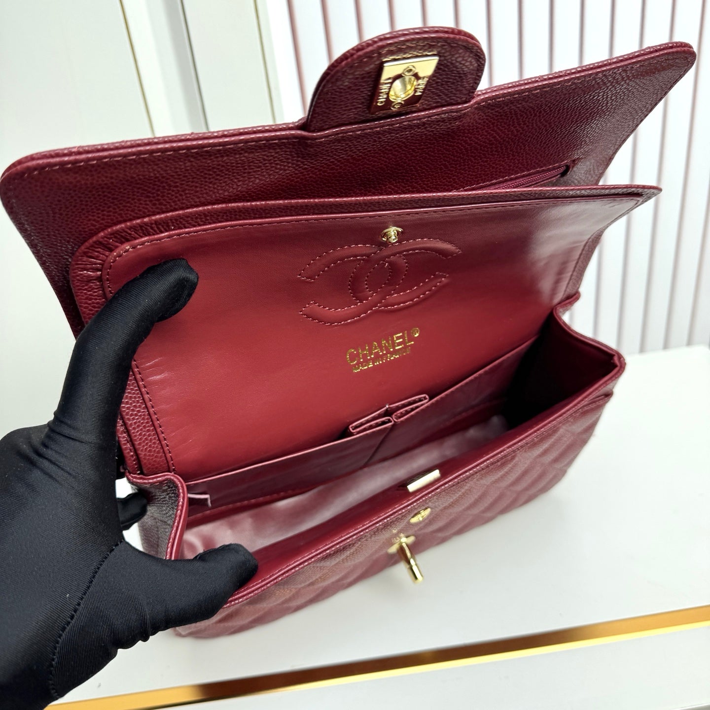 B1R76C12 Popular leather bag