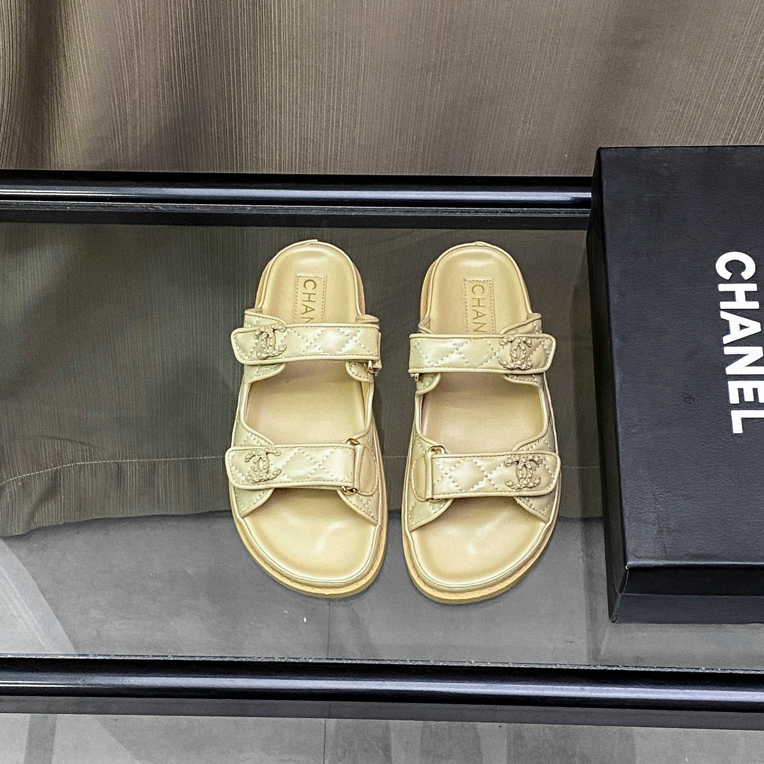 Z1Z54C75 Popular Slippers