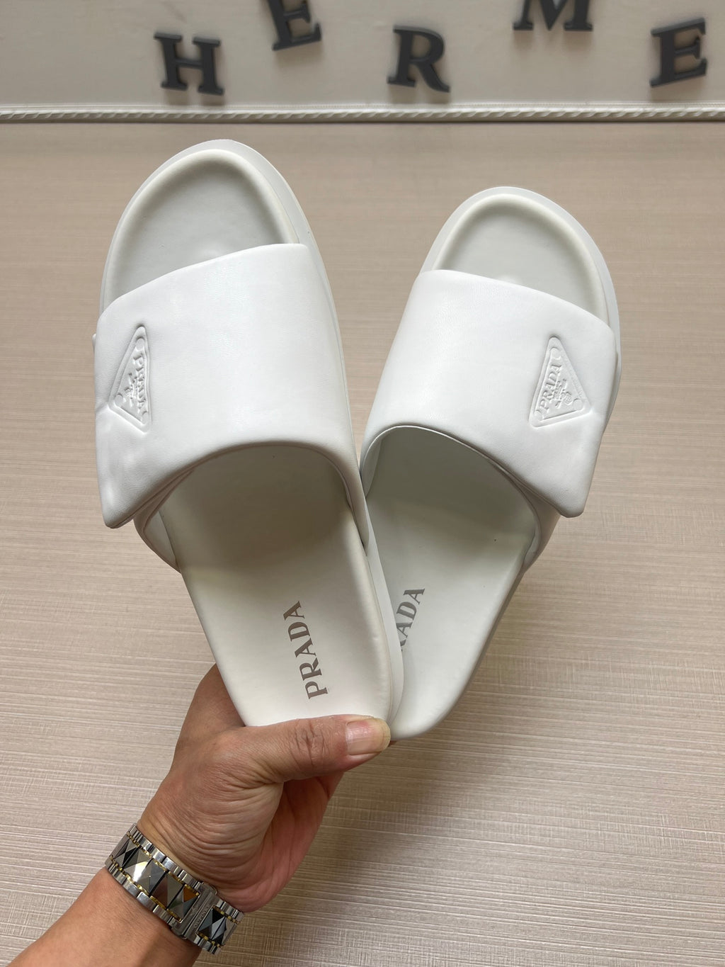 Z5ZPD7 Popular slippers