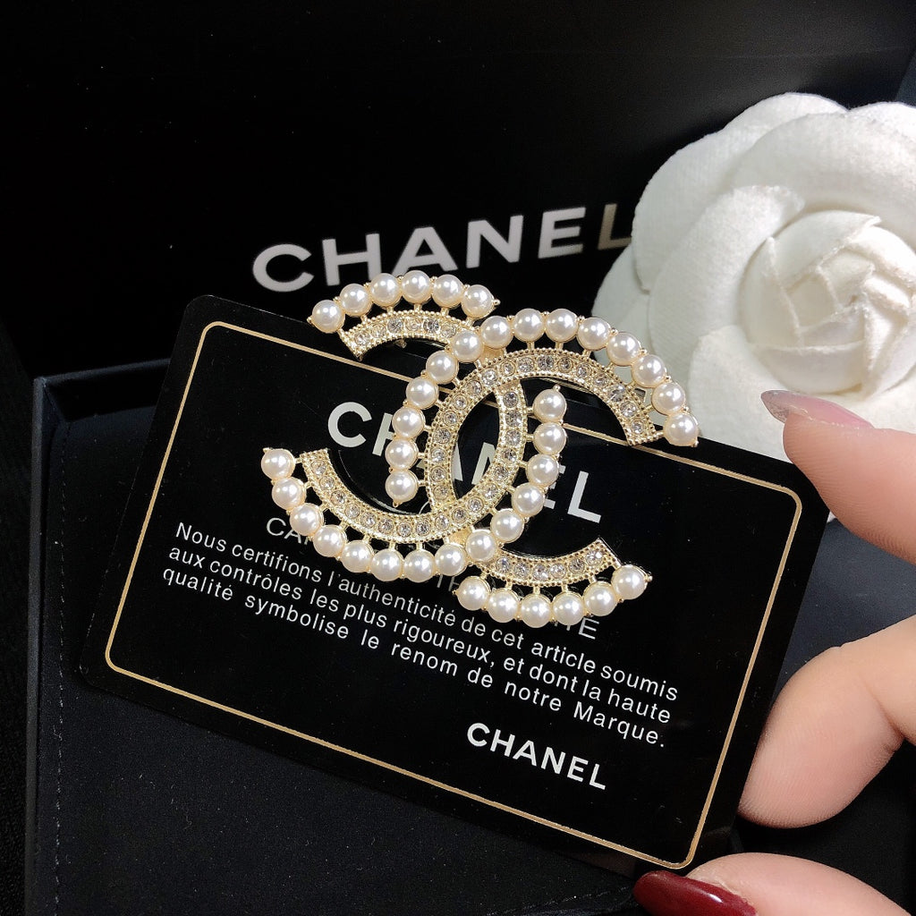 X14C859   Popular Brooch