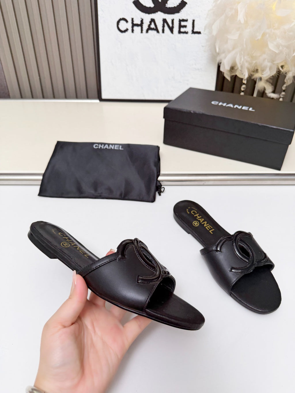 ZPX76C7  Popular high-quality leather slippers