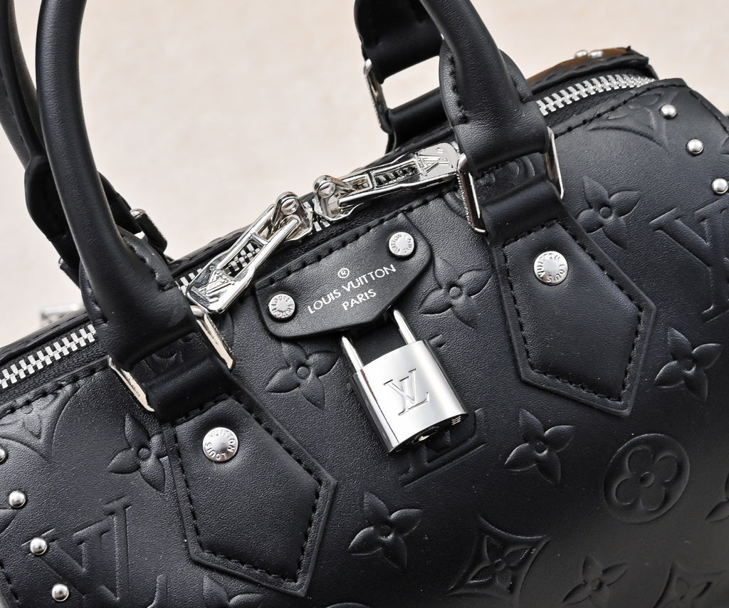 B1N36E5 Popular leather bag