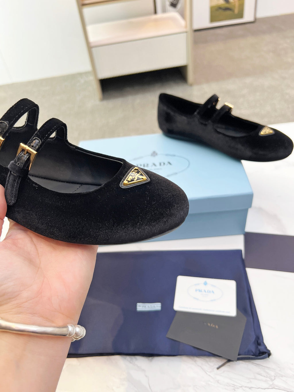 Z2Q105P404 Popular high-quality Shoes