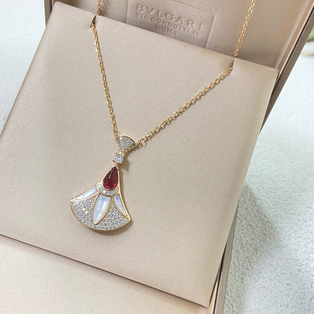 X1Q85S413X Popular Necklaces