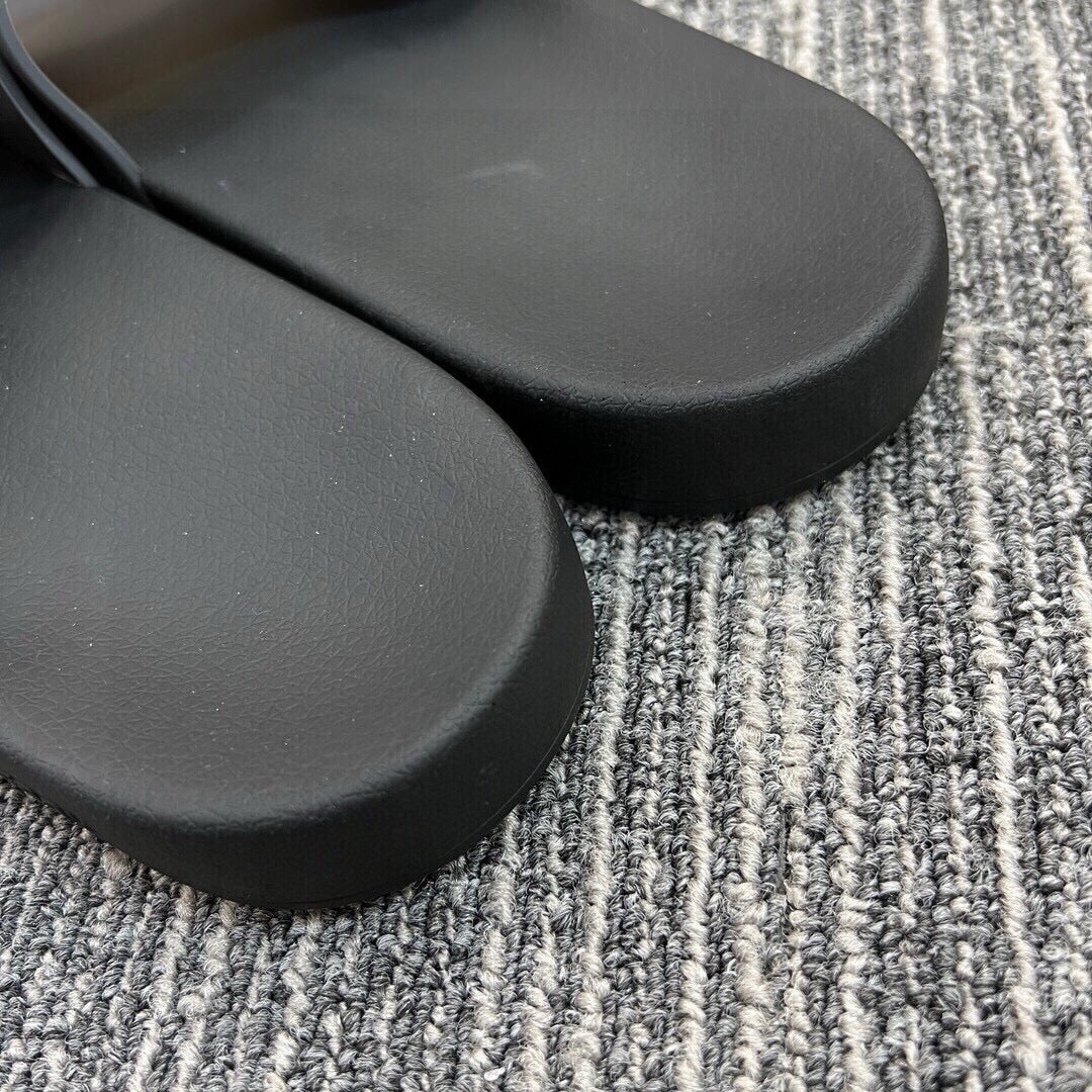 Z5Z35R254 Popular Slippers