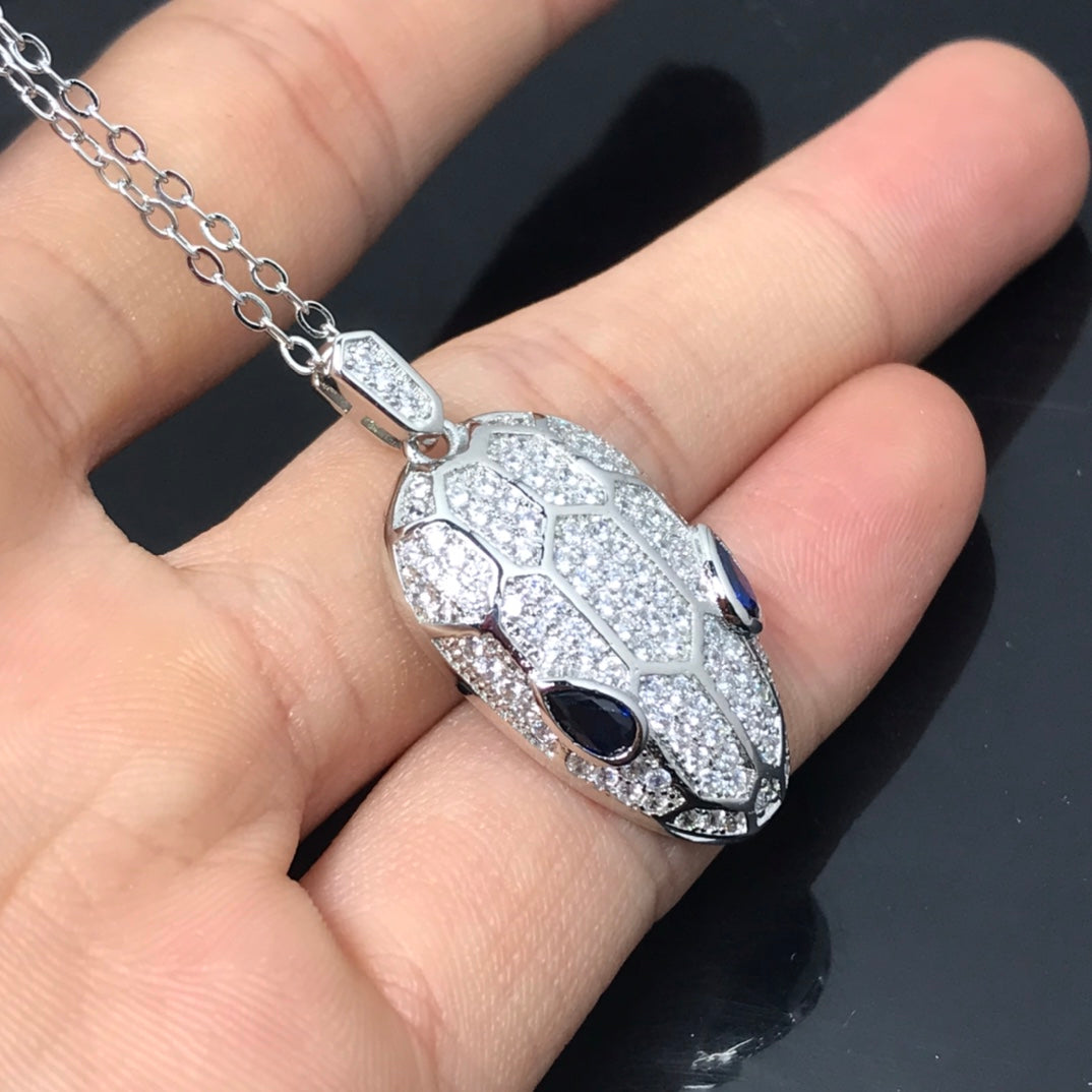 X1Q85S421X Popular Necklaces