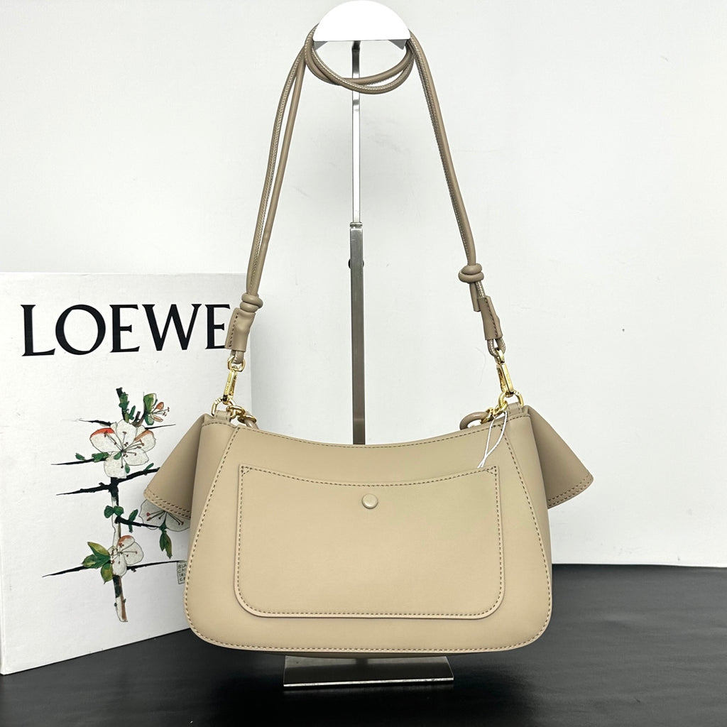 B1R66A10 Popular leather bag
