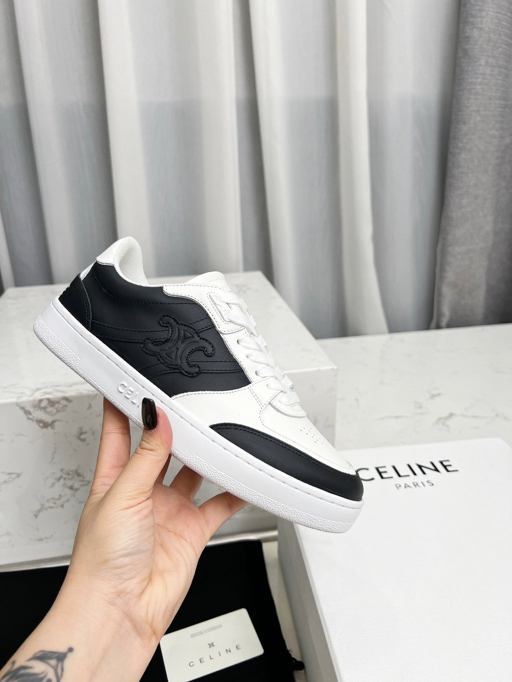 Z2Q105N272 Popular high-quality Shoes