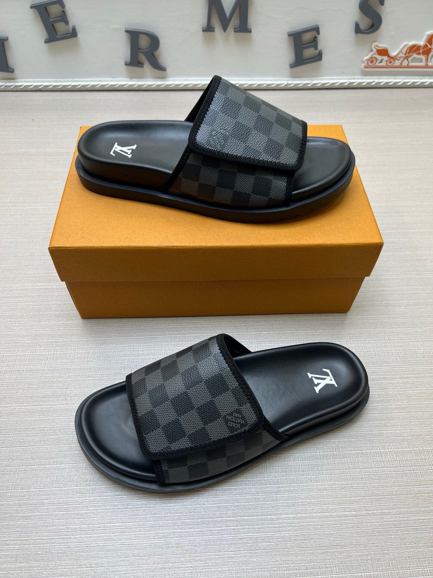 Z5WE245 Popular Slippers