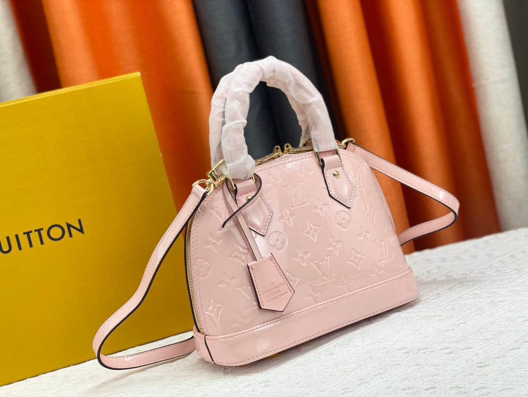 B1N165E97 Popular  leather bag