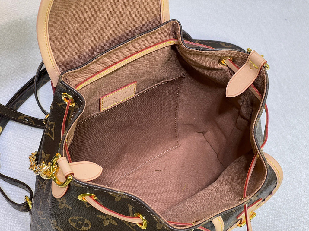 B12X14E260 Popular  leather bag 