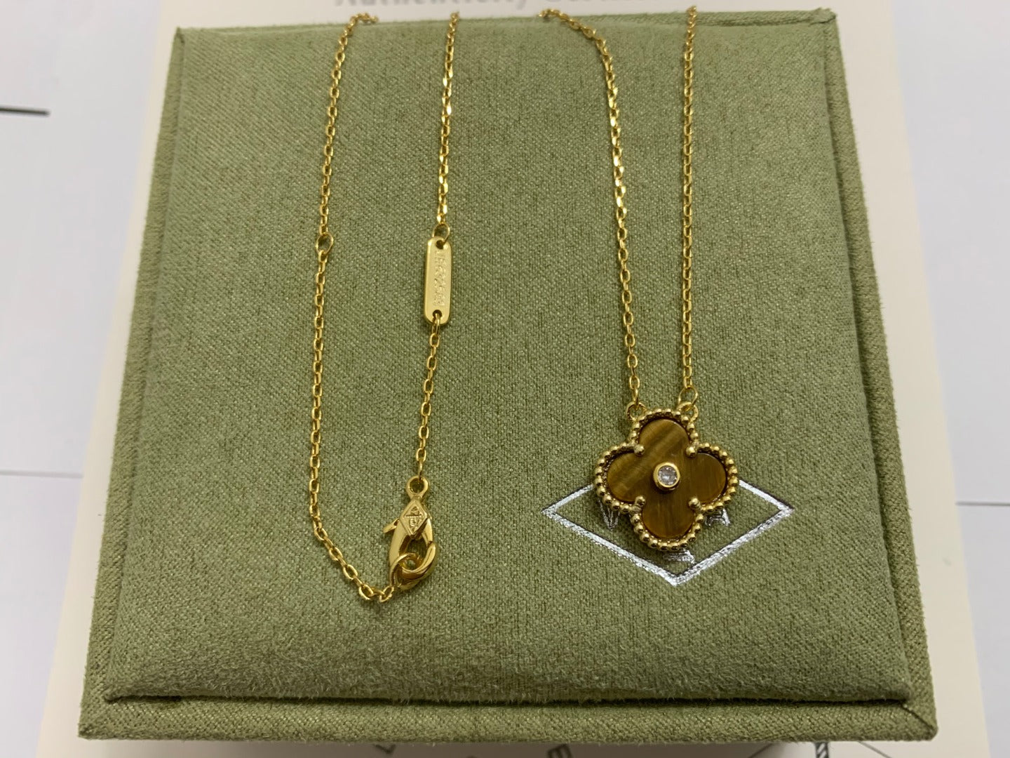X5X53VA185X Popular  1 flower necklace