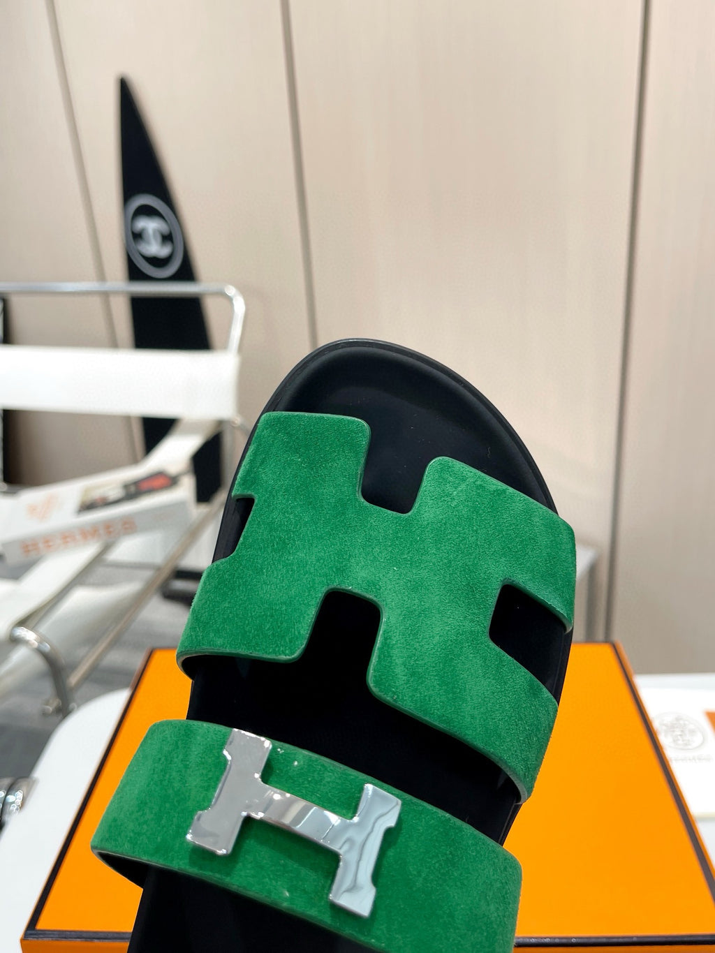 Z5R35H7  Popular Slippers shoes