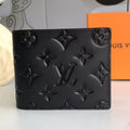 B1X41E16 Popular leather wallets