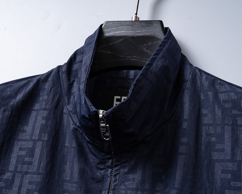U1R86F18 Popular Coats